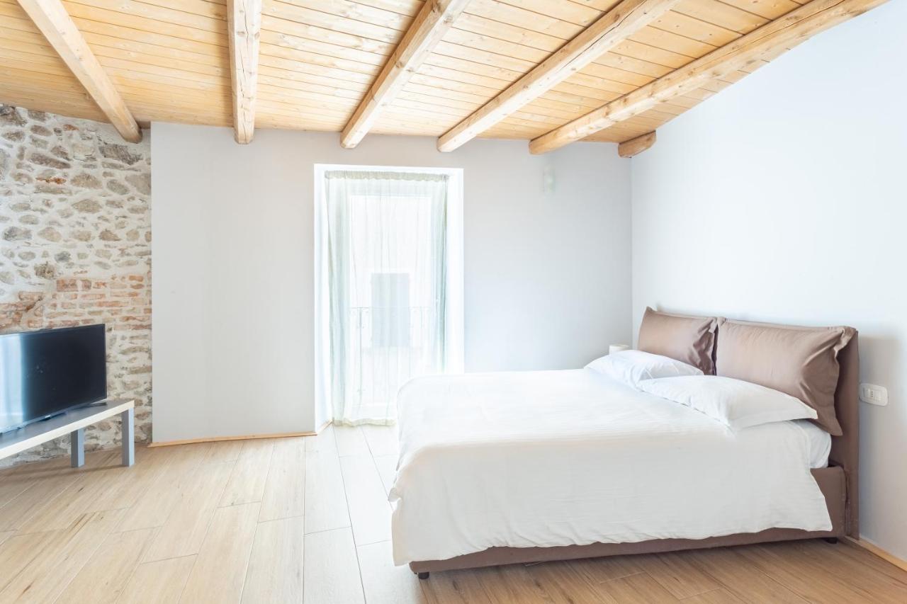 La Posteria By Icasamia It Apartment Orino Exterior photo