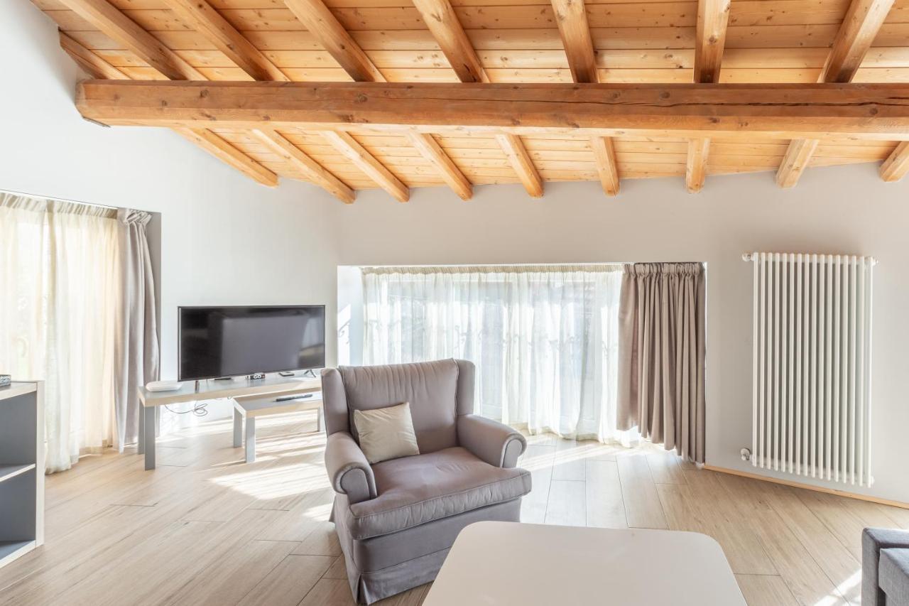 La Posteria By Icasamia It Apartment Orino Exterior photo